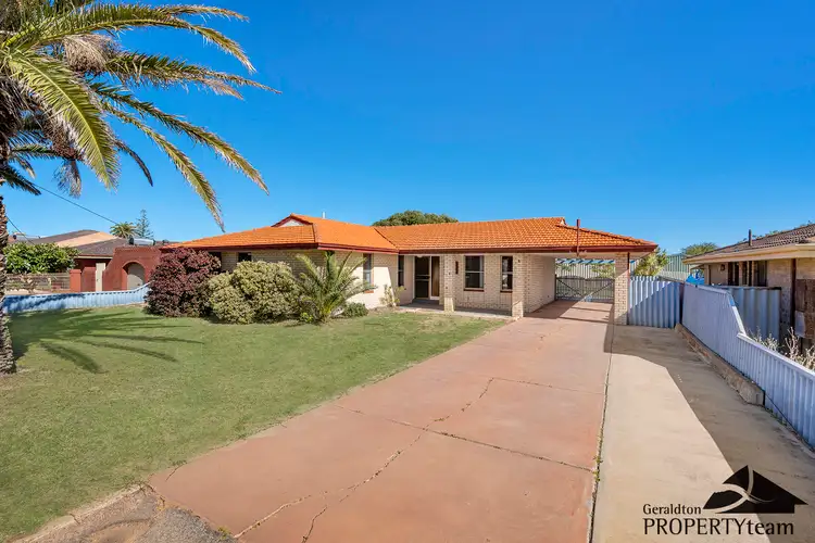 13 Hakea Street, Tarcoola Beach WA 6530