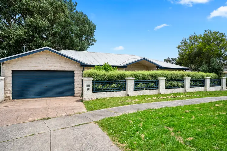 8 Gerald Street, Ferntree Gully VIC 3156