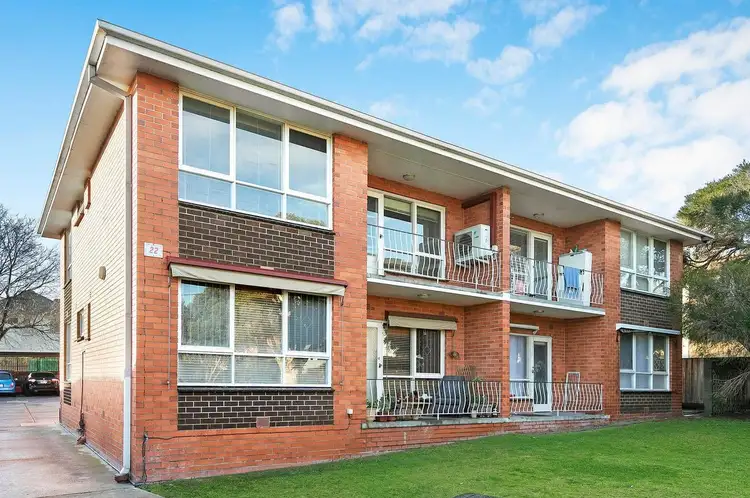 Second view of Homely unit listing, 2/22 Vickery Street, Bentleigh VIC 3204