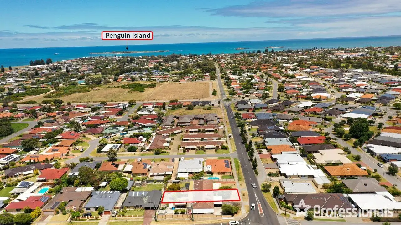 Main view of Homely unit listing, 2/95 Rae Road, Safety Bay WA 6169