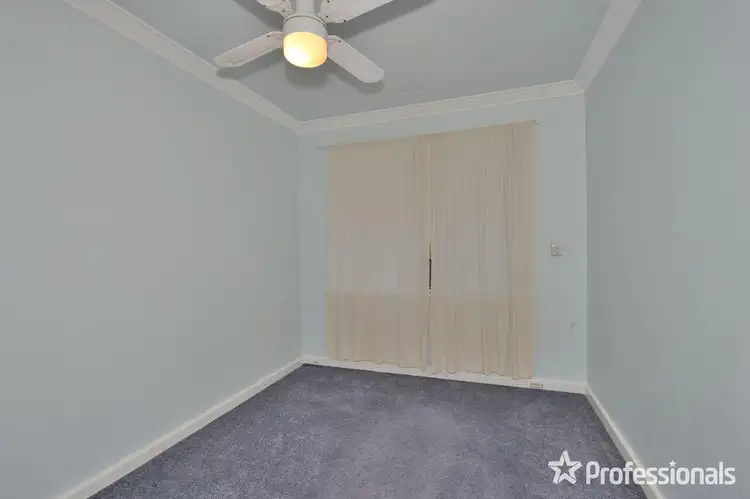 Fifth view of Homely unit listing, 2/95 Rae Road, Safety Bay WA 6169