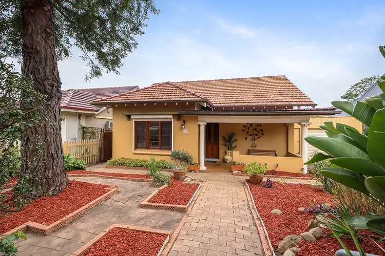 12 Roy Street, Kingsgrove NSW 2208