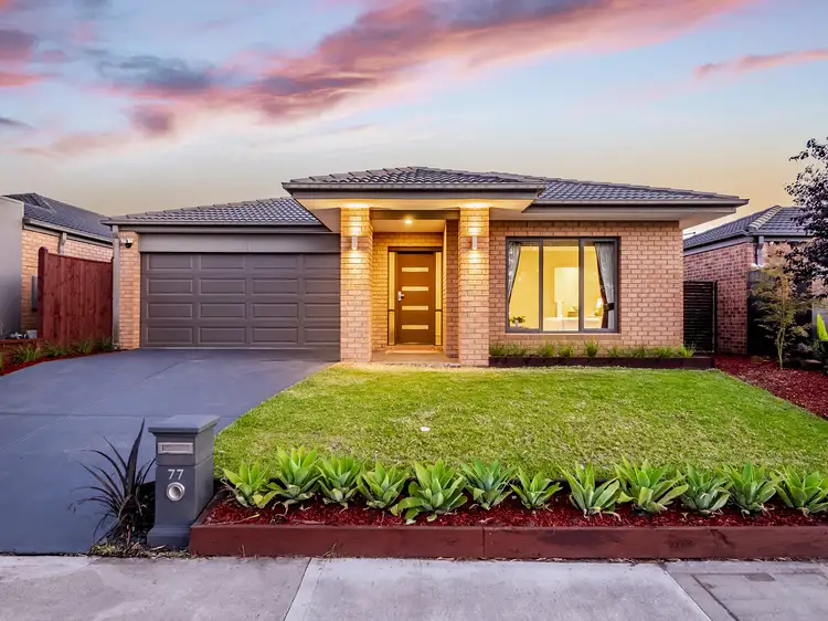 77 Brookwater Parade, Lyndhurst VIC 3975