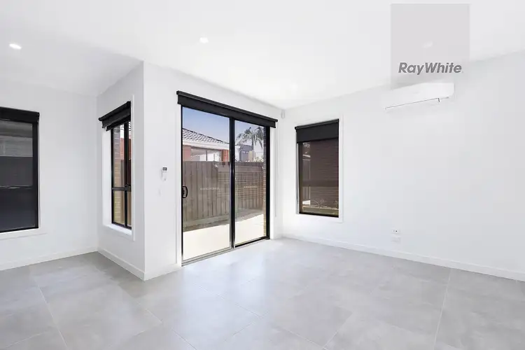 Fourth view of Homely townhouse listing, 1/52 Gordon Street, Tullamarine VIC 3043