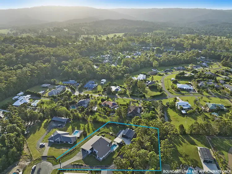5 Harlow Court, Maudsland QLD 4210