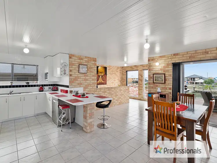 Fourth view of Homely house listing, 1/24 Freycinet Drive, Geographe WA 6280