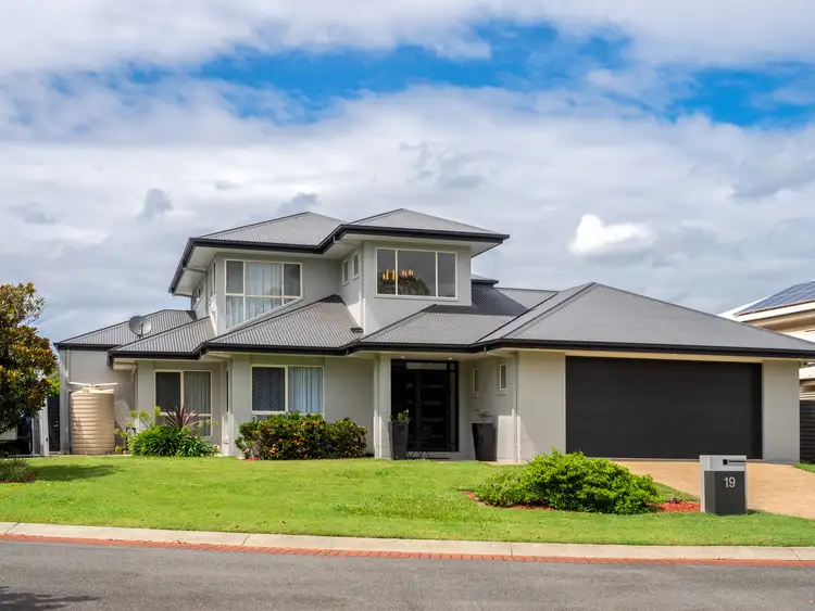19 Fiesole Place, Bridgeman Downs QLD 4035