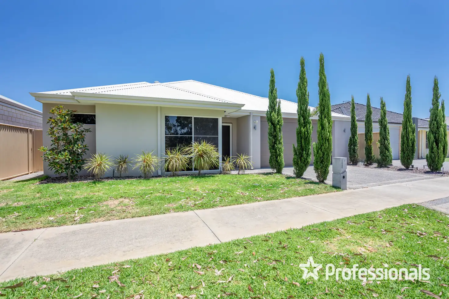 Main view of Homely house listing, 15 Lee-Steere Crescent, Piara Waters WA 6112