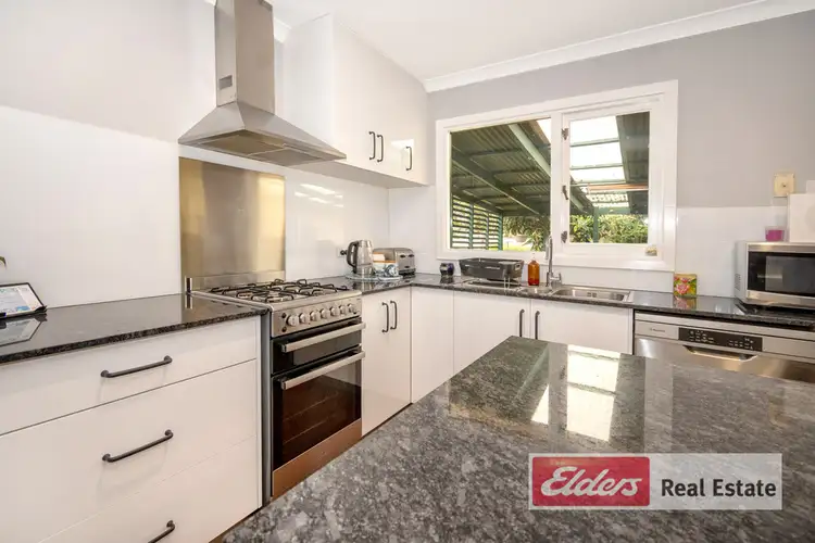 26 Broughton Street, Orana WA 6330
