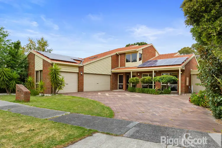 4 Cairn Curren Close, Rowville VIC 3178