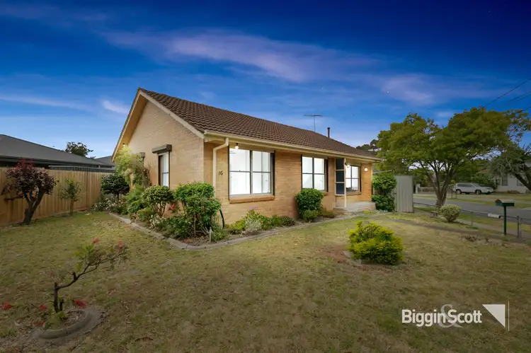 16 Campbell Street, Laverton VIC 3028