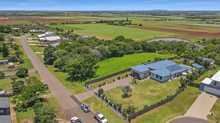 27 Finemore Crescent, Qunaba QLD 4670