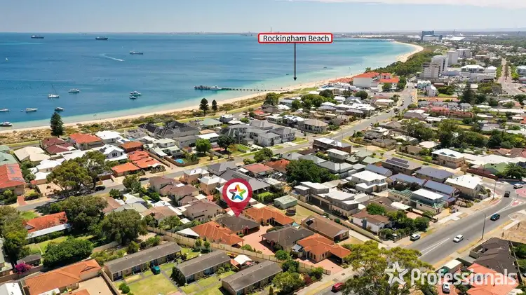 4/120 Parkin Street, Rockingham WA 6168