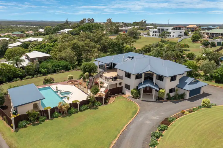 8 Sovereign Court, Urraween QLD 4655
