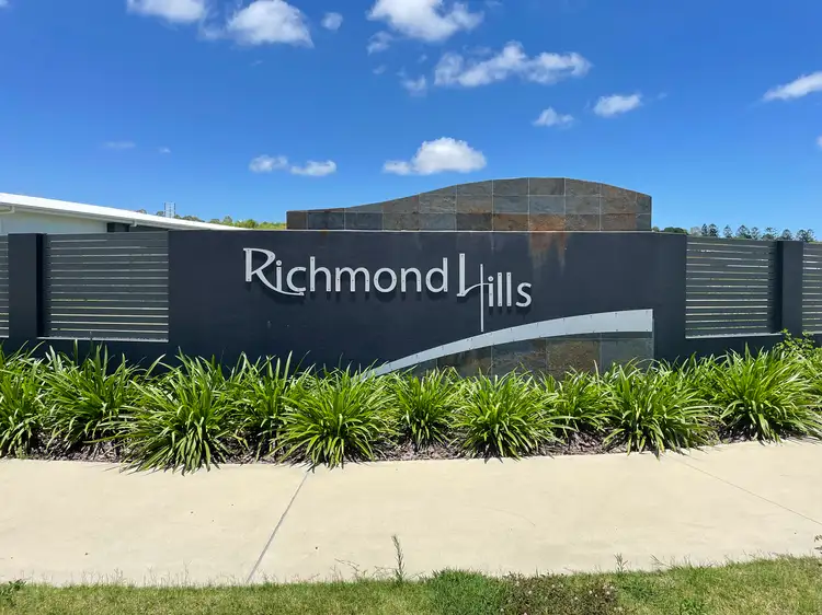1 Watercrest Circuit, Richmond QLD 4740