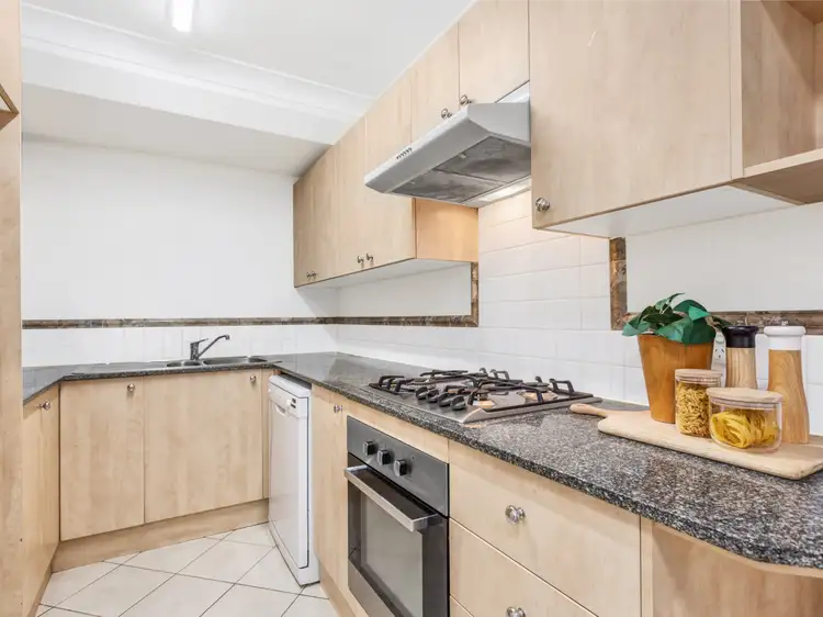 Fifth view of Homely apartment listing, 7/15 Oaks Ave, Dee Why NSW 2099