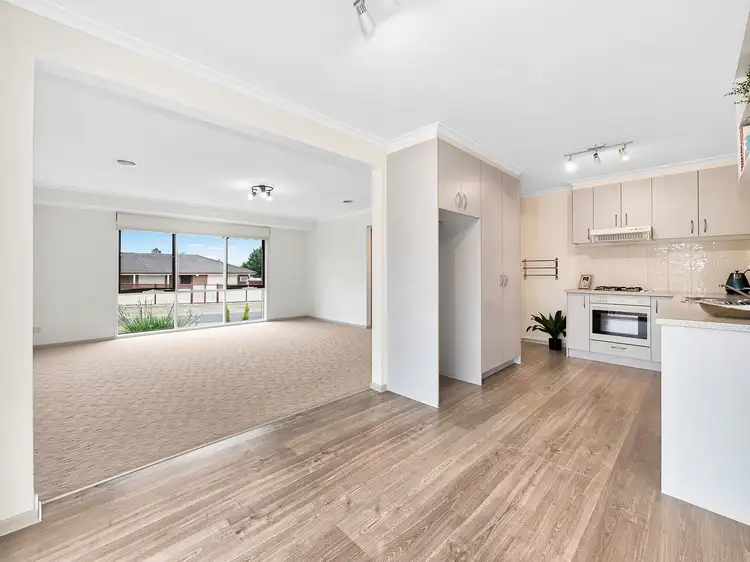 Main view of Homely house listing, 5 Cairns Road, Hampton Park VIC 3976