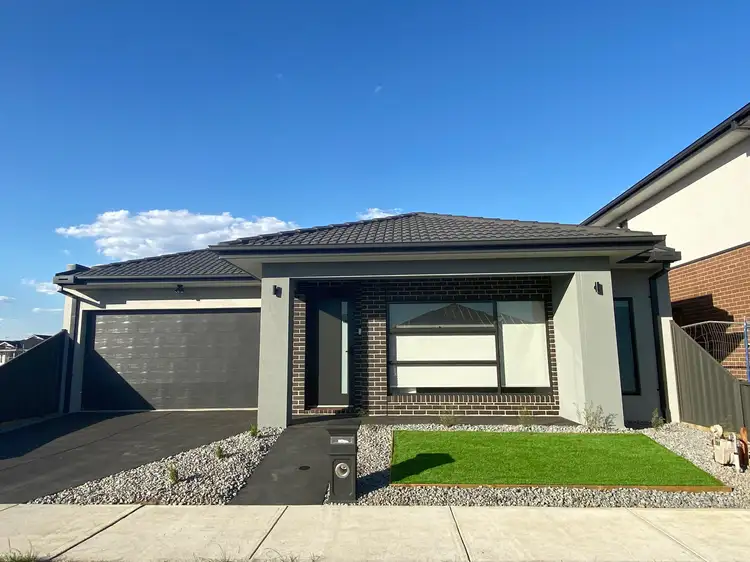 19 Ambition Street, Rockbank VIC 3335
