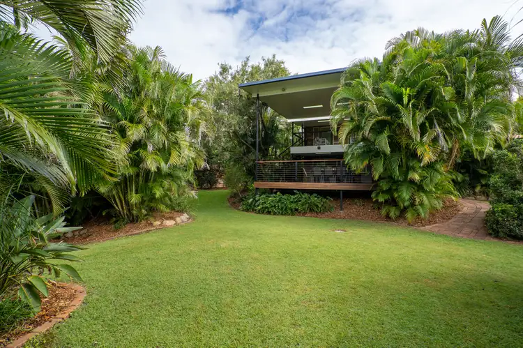 25 Allamanda Crescent, Albany Creek QLD 4035