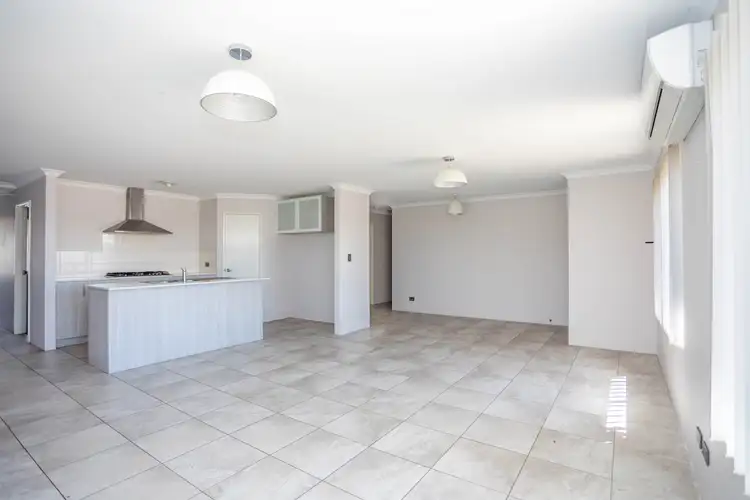 Fifth view of Homely house listing, 2 Hickman Drive, Piara Waters WA 6112