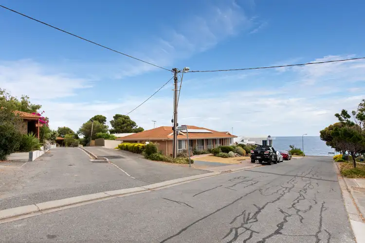 Fifth view of Homely unit listing, 2/7 Central Avenue, Hallett Cove SA 5158
