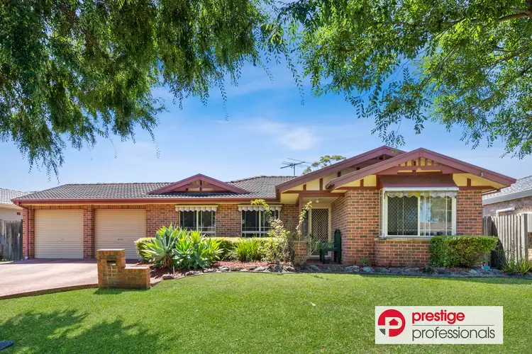 11 Claremont Court, Wattle Grove NSW 2173