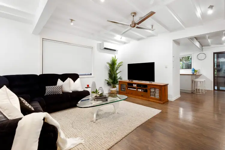 8 Bel-Air Court, Ferny Hills QLD 4055