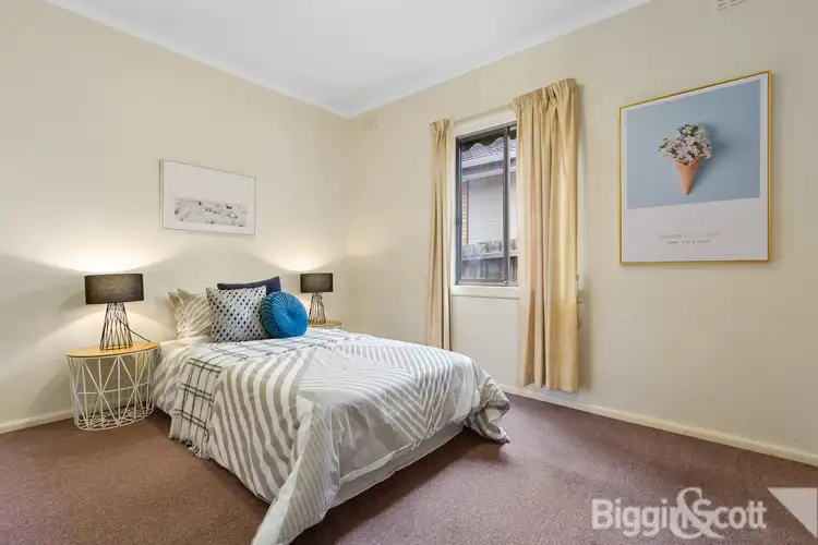 Fifth view of Homely unit listing, 1/12 Lincoln Avenue, Glen Waverley VIC 3150
