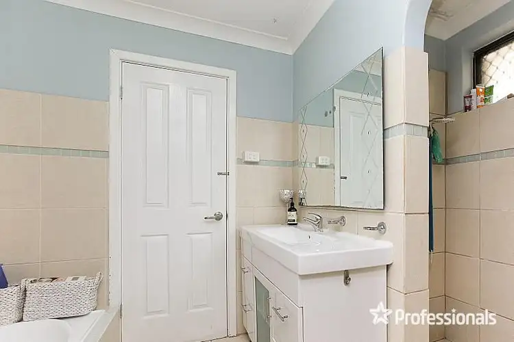 Fifth view of Homely house listing, 21 Lachlan Road, Thornlie WA 6108