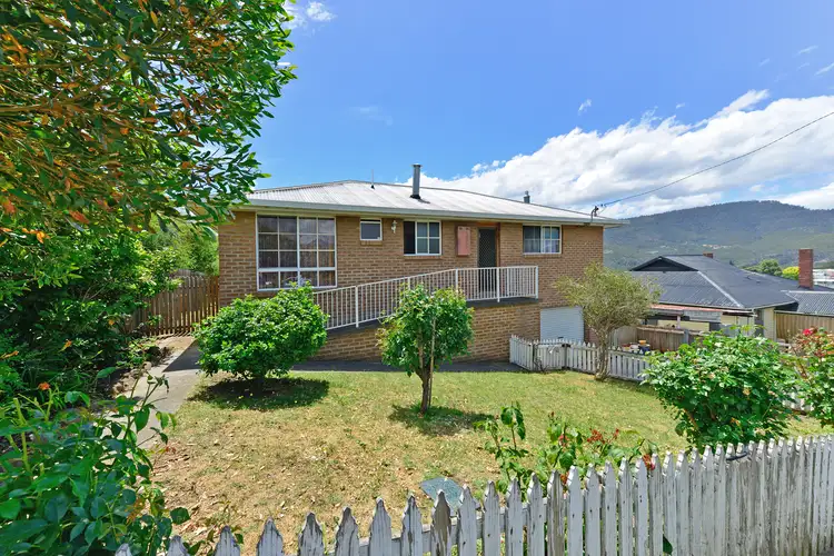 9 Gordon Avenue, New Norfolk TAS 7140
