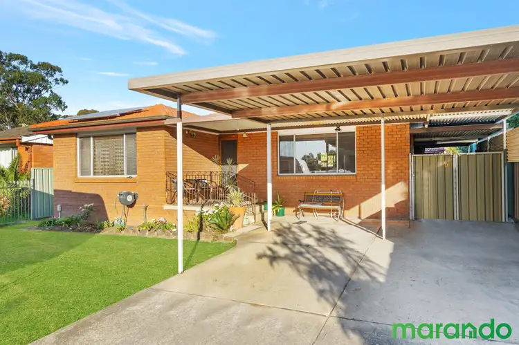 4 Marsden Close, Bossley Park NSW 2176