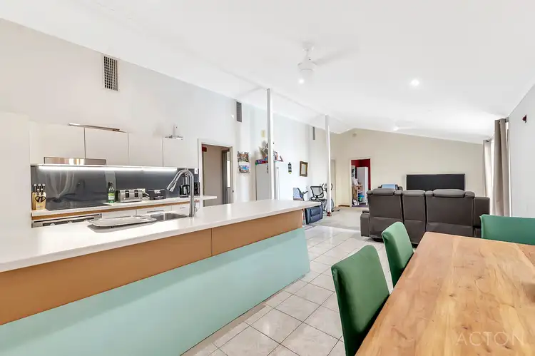 Second view of Homely semi-detached listing, 2/7 Glauert Road, Coodanup WA 6210