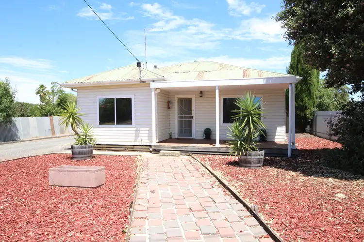 32 Mary Street, Horsham VIC 3400