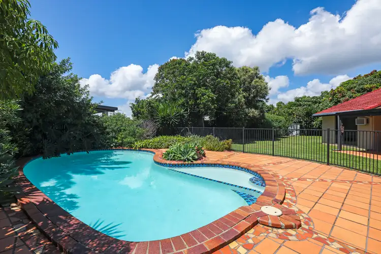 17 Henning Court