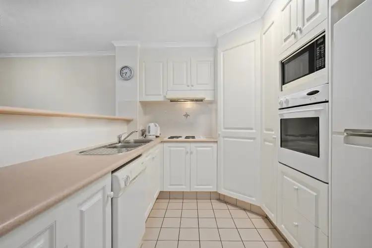 Fifth view of Homely apartment listing, 6/2759-2761 Gold Coast Highway, Broadbeach QLD 4218