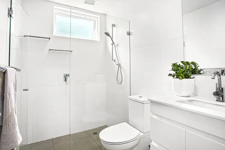 Third view of Homely unit listing, 2/39 Oxley Avenue, Jannali NSW 2226