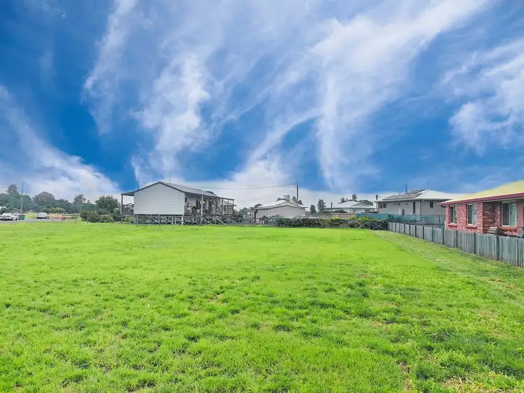 5 Jeannine Drive, Forest Hill QLD 4342