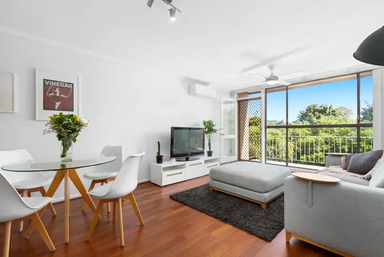 Second view of Homely apartment listing, 3/23 Latrobe Street, Cheltenham VIC 3192