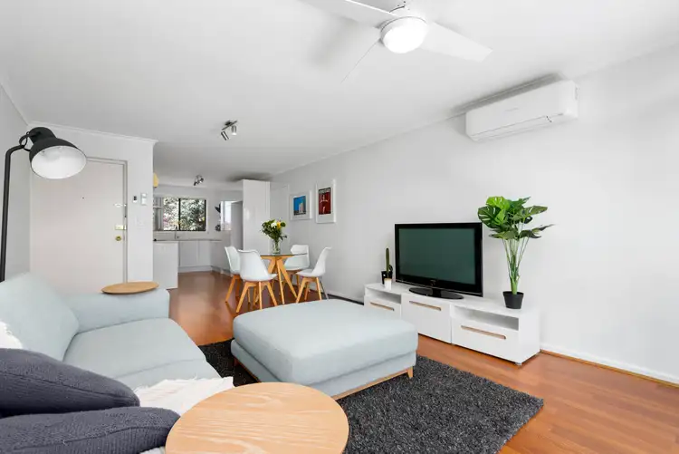 Fourth view of Homely apartment listing, 3/23 Latrobe Street, Cheltenham VIC 3192