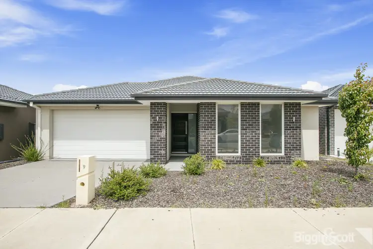 9 Stockfield Avenue, Clyde VIC 3978