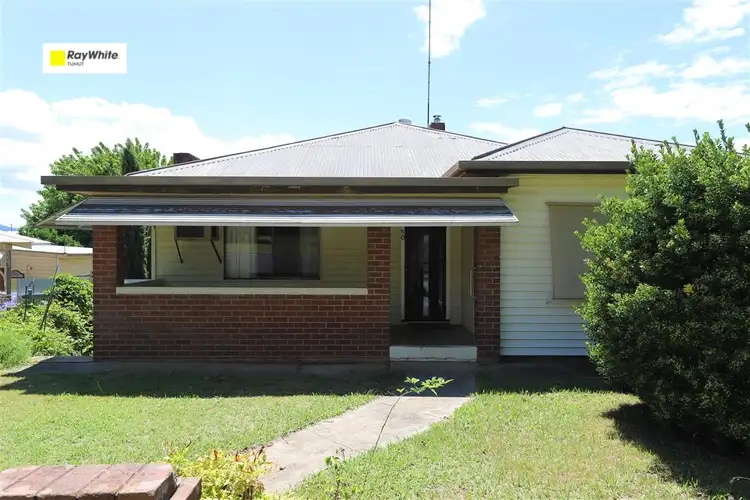 50 Simpson Street, Tumut NSW 2720