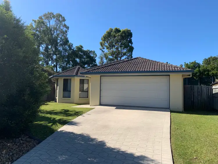9 Rutherglen Crescent