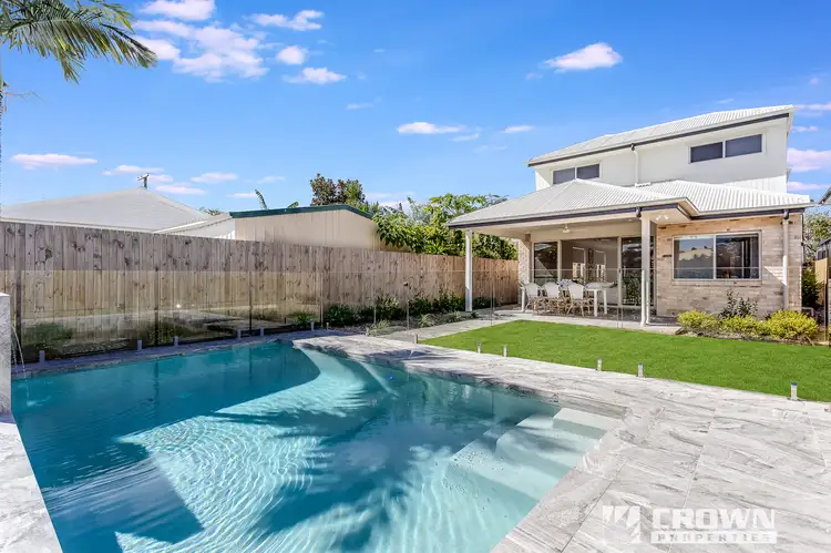 587a Oxley Avenue, Scarborough QLD 4020