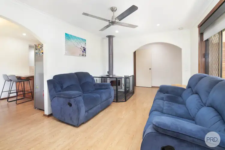 Fifth view of Homely house listing, 10 Raymond Cresent, Brown Hill VIC 3350