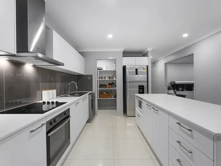 Fifth view of Homely house listing, 33 Freedom Crescent, South Ripley QLD 4306