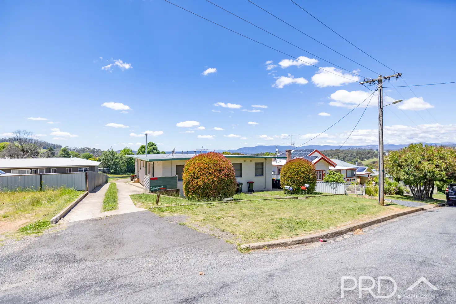 Main view of Homely block of units listing, 1-4/36 Bartoman Street, Batlow NSW 2730