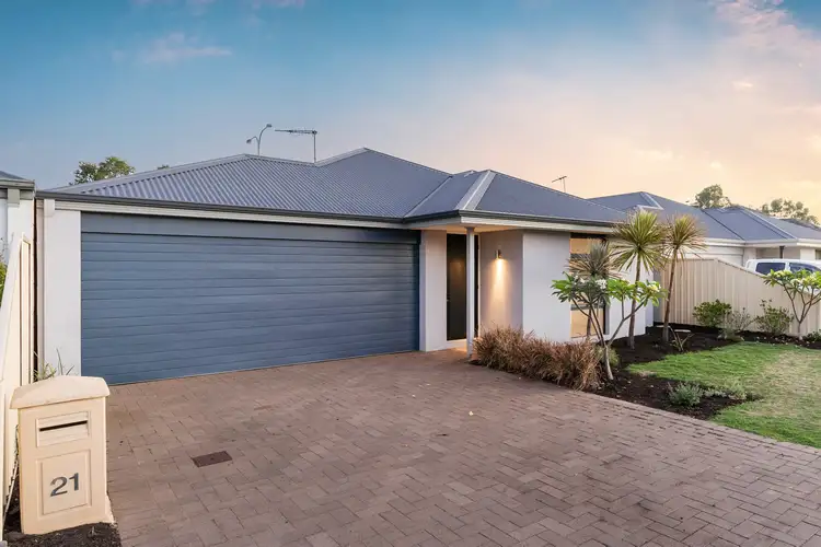 21 Mariposa Gardens, Success WA 6164
