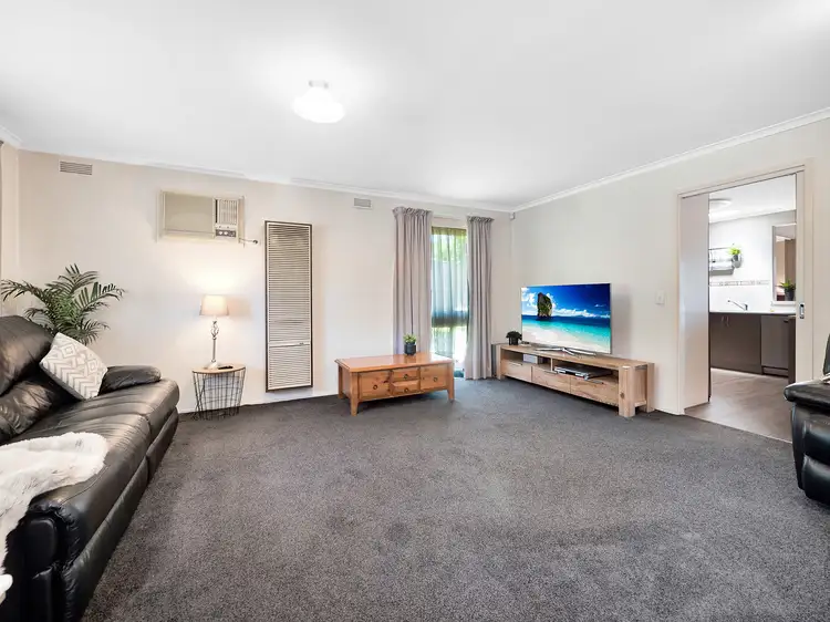 3 Barrington Place, Hampton Park VIC 3976
