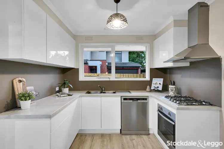 62 Frudal Crescent