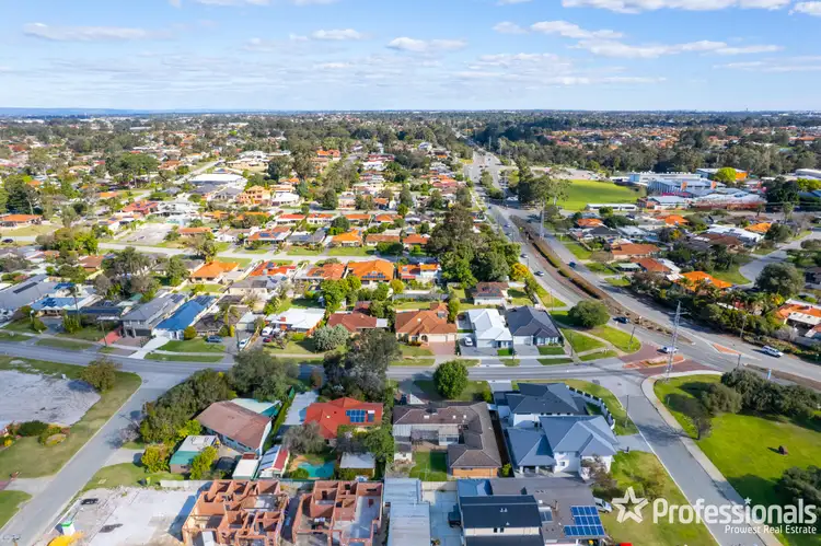 Seventh view of Homely house listing, 1/4 Acanthus Road, Willetton WA 6155